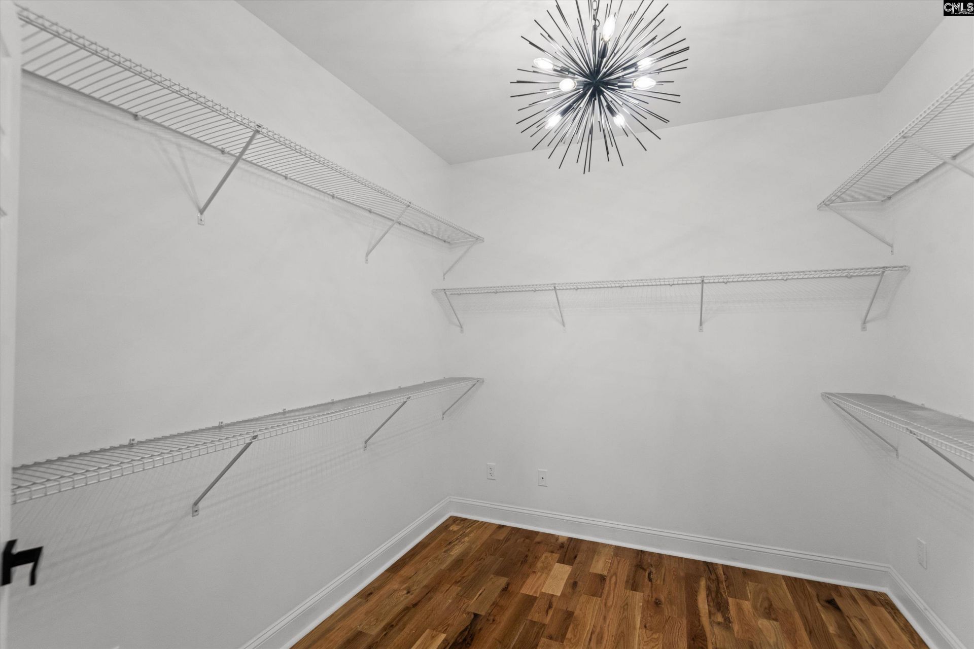 108 Scotland Court Photo 24