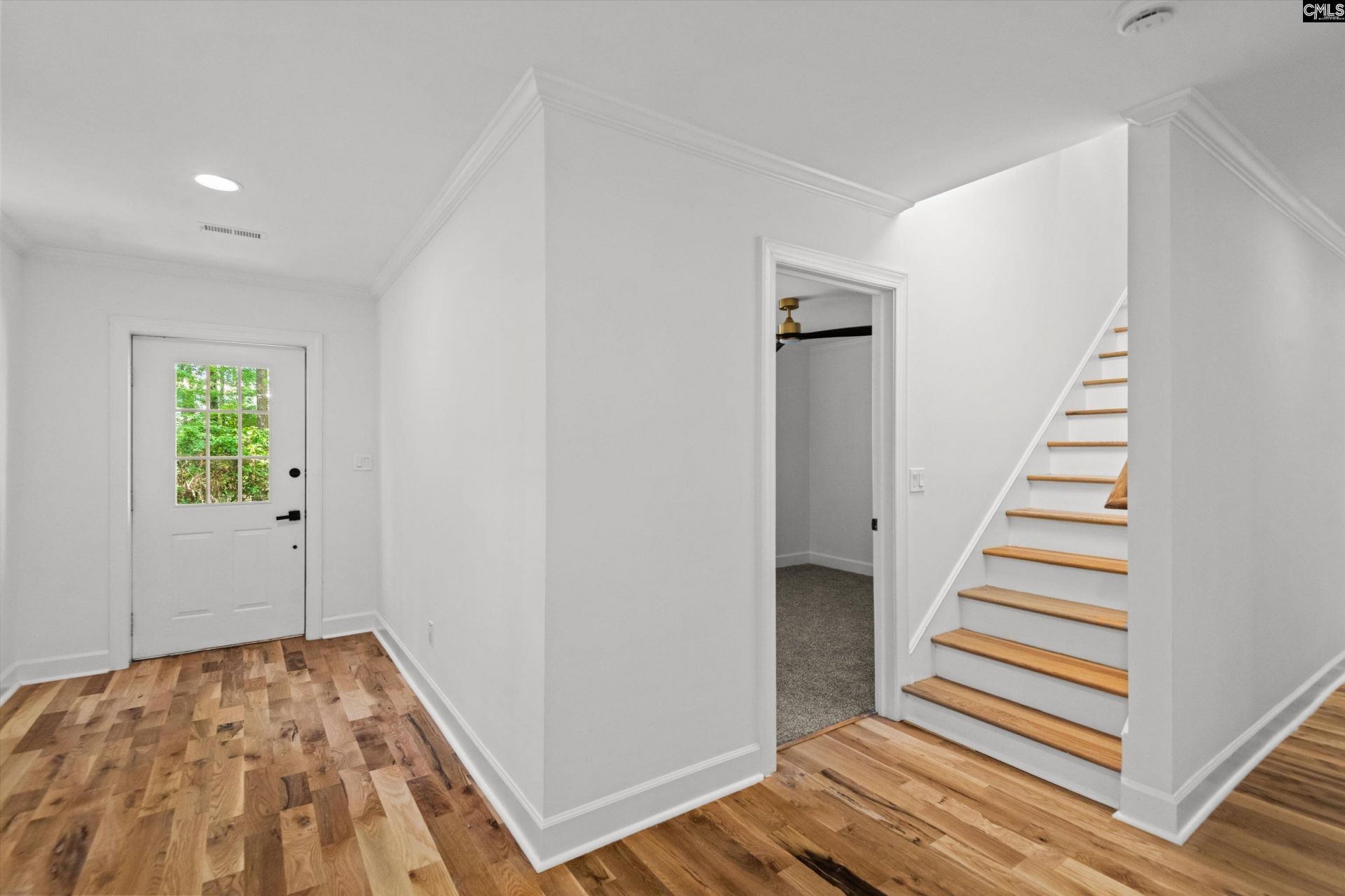 108 Scotland Court Photo 28