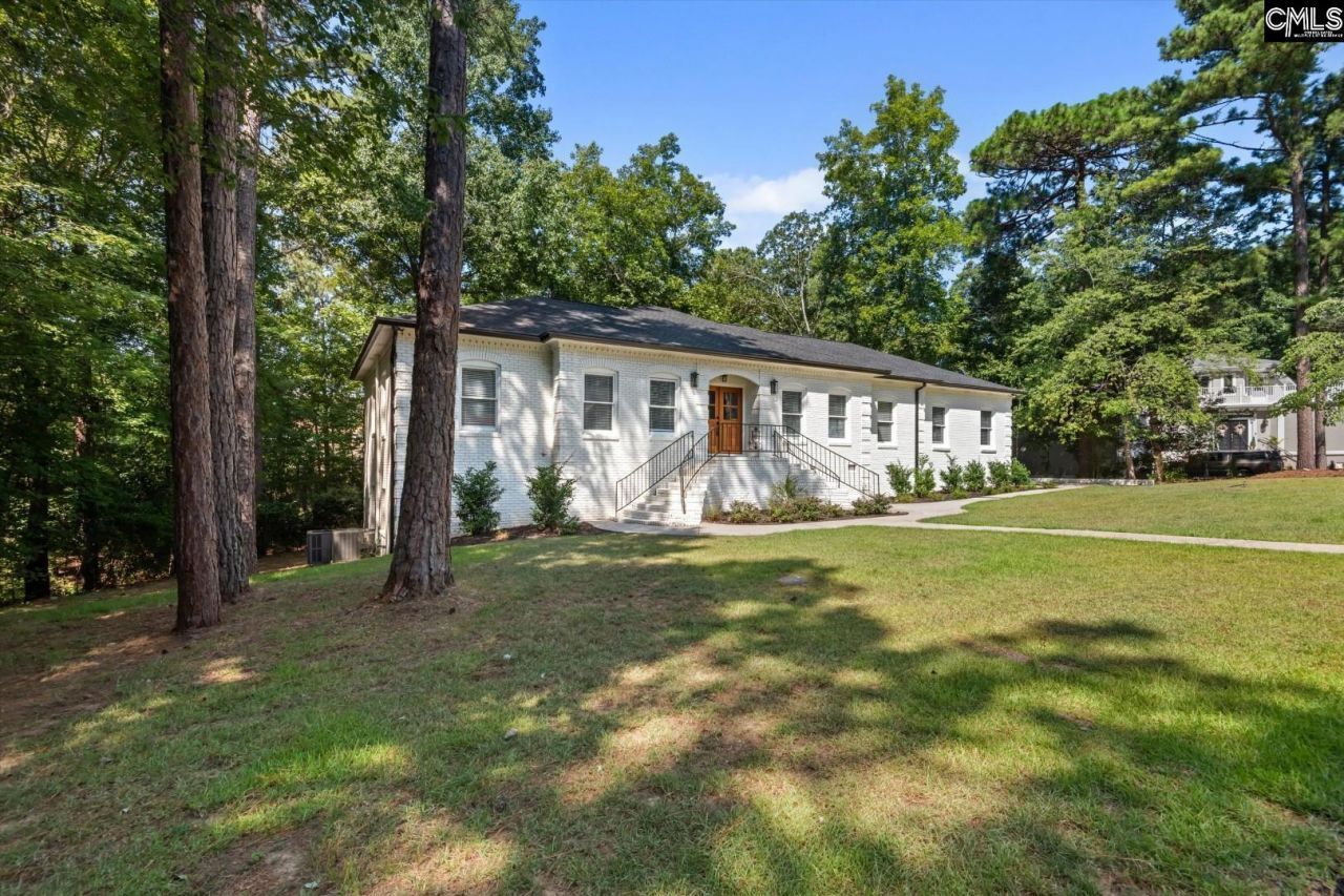 108 Scotland Court Photo 45