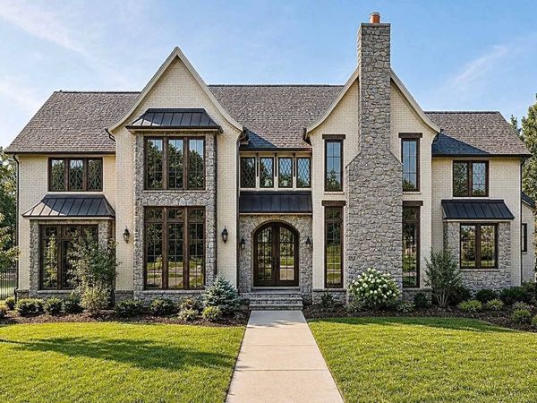 2100 Pinewood Rd , Nashville, TN 37216