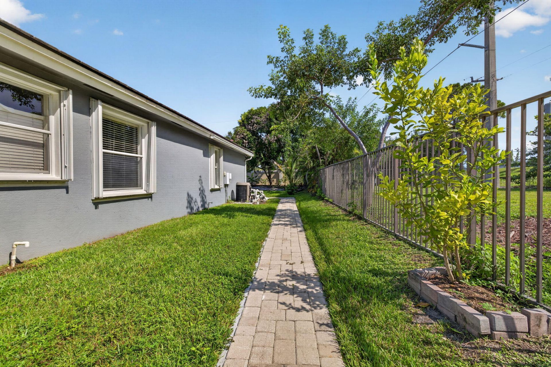 755 SW River Bend Circle, Stuart, FL 34997 Photo