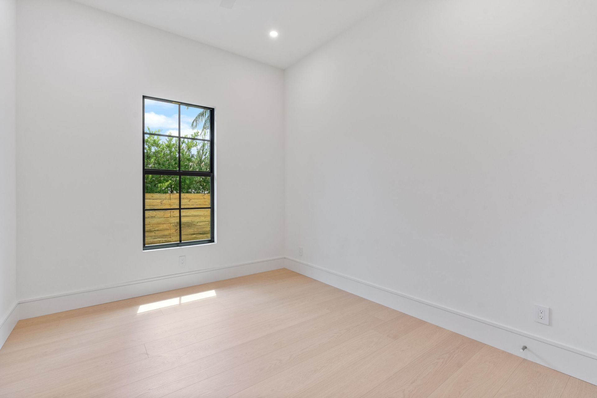 727 SW 28th Avenue, Boynton Beach, FL 33435 Photo