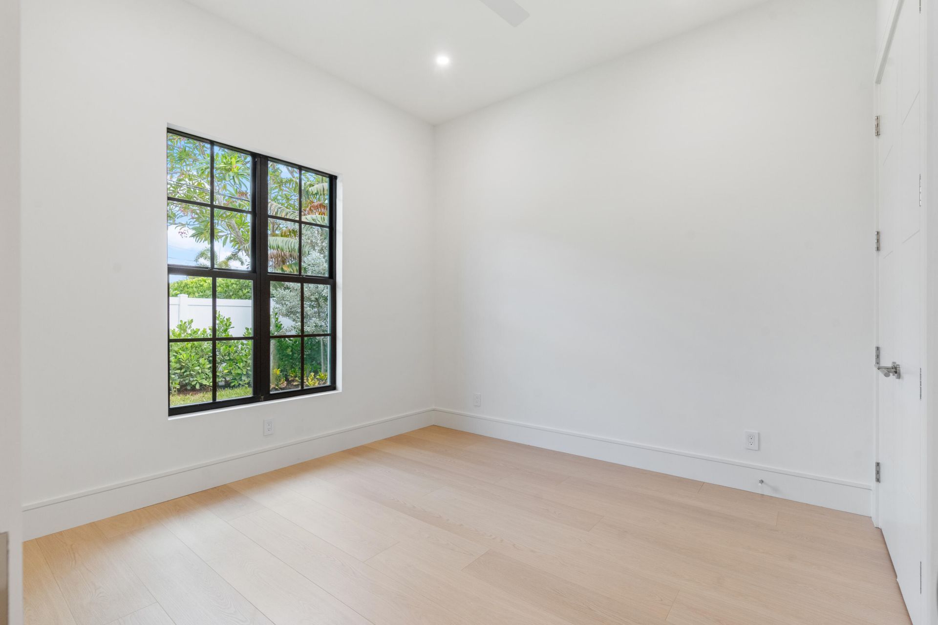 727 SW 28th Avenue, Boynton Beach, FL 33435 Photo