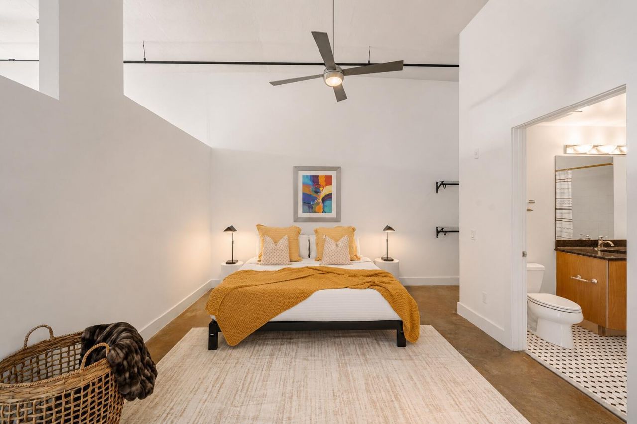 180 NE 4th Avenue, Unit 406, Delray Beach, FL 33483 Photo