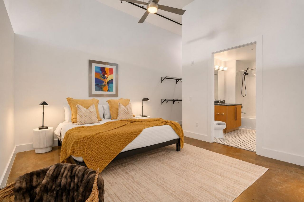 180 NE 4th Avenue, Unit 406, Delray Beach, FL 33483 Photo