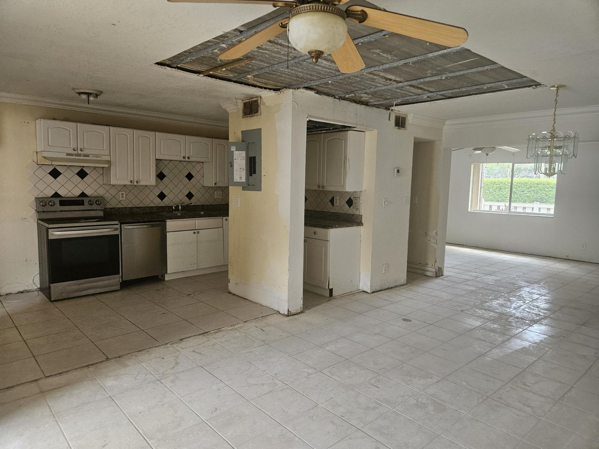 1419 NW 80th Avenue, Unit F, Margate, FL 33063 Photo