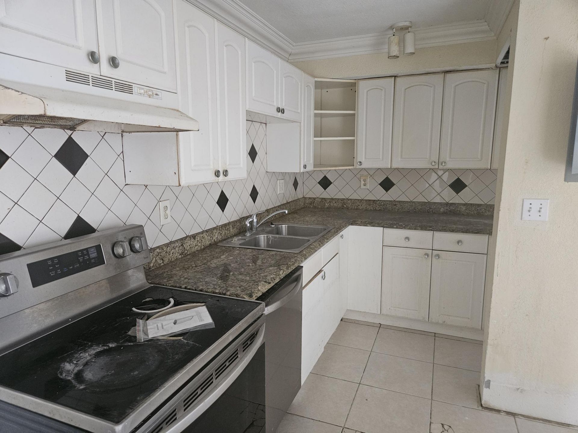 1419 NW 80th Avenue, Unit F, Margate, FL 33063 Photo
