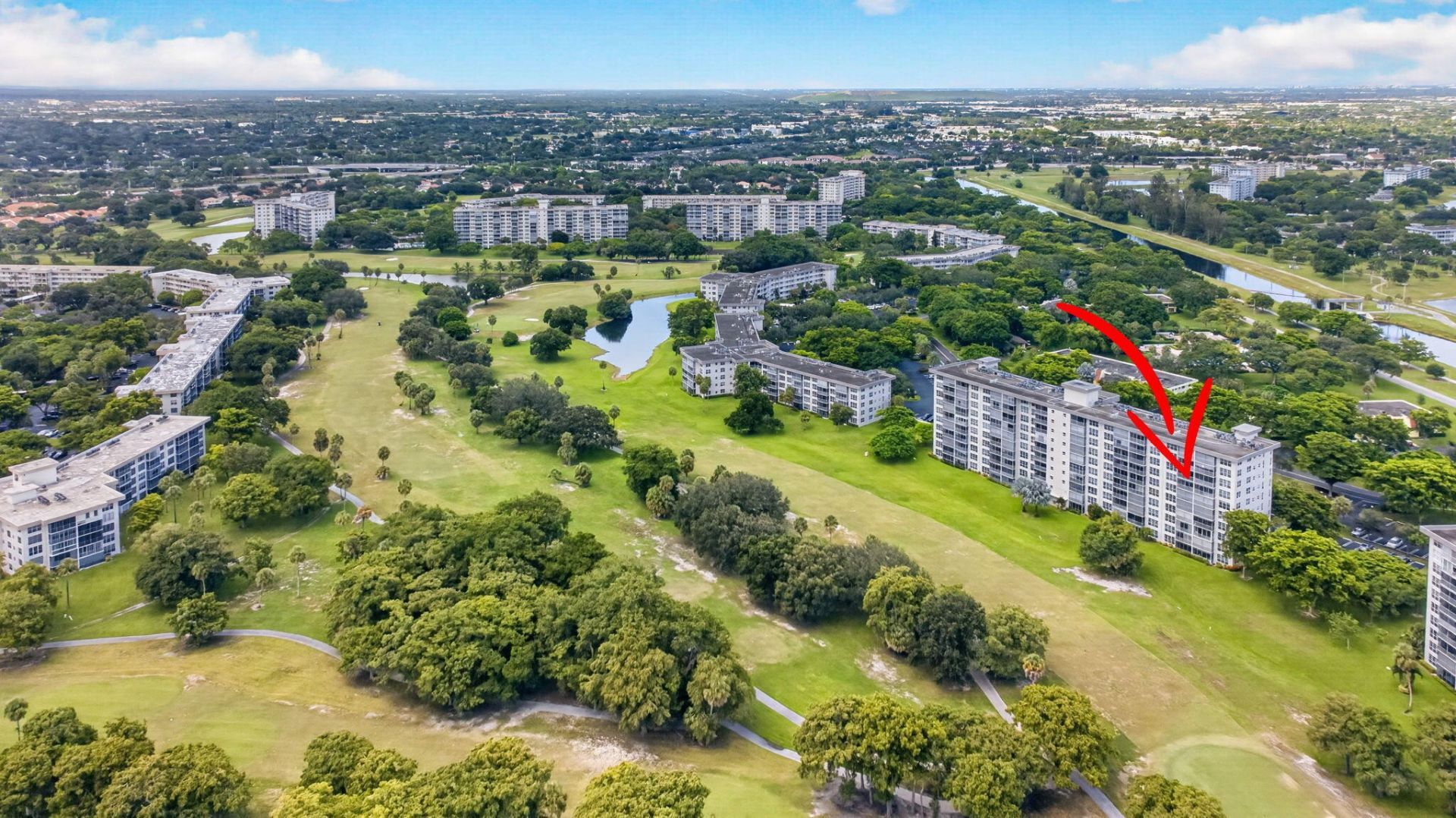 575 Oaks Lane, Unit 709, Pompano Beach, FL 33069 Photo