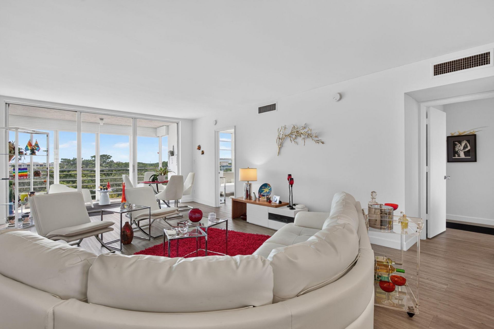 575 Oaks Lane, Unit 709, Pompano Beach, FL 33069 Photo