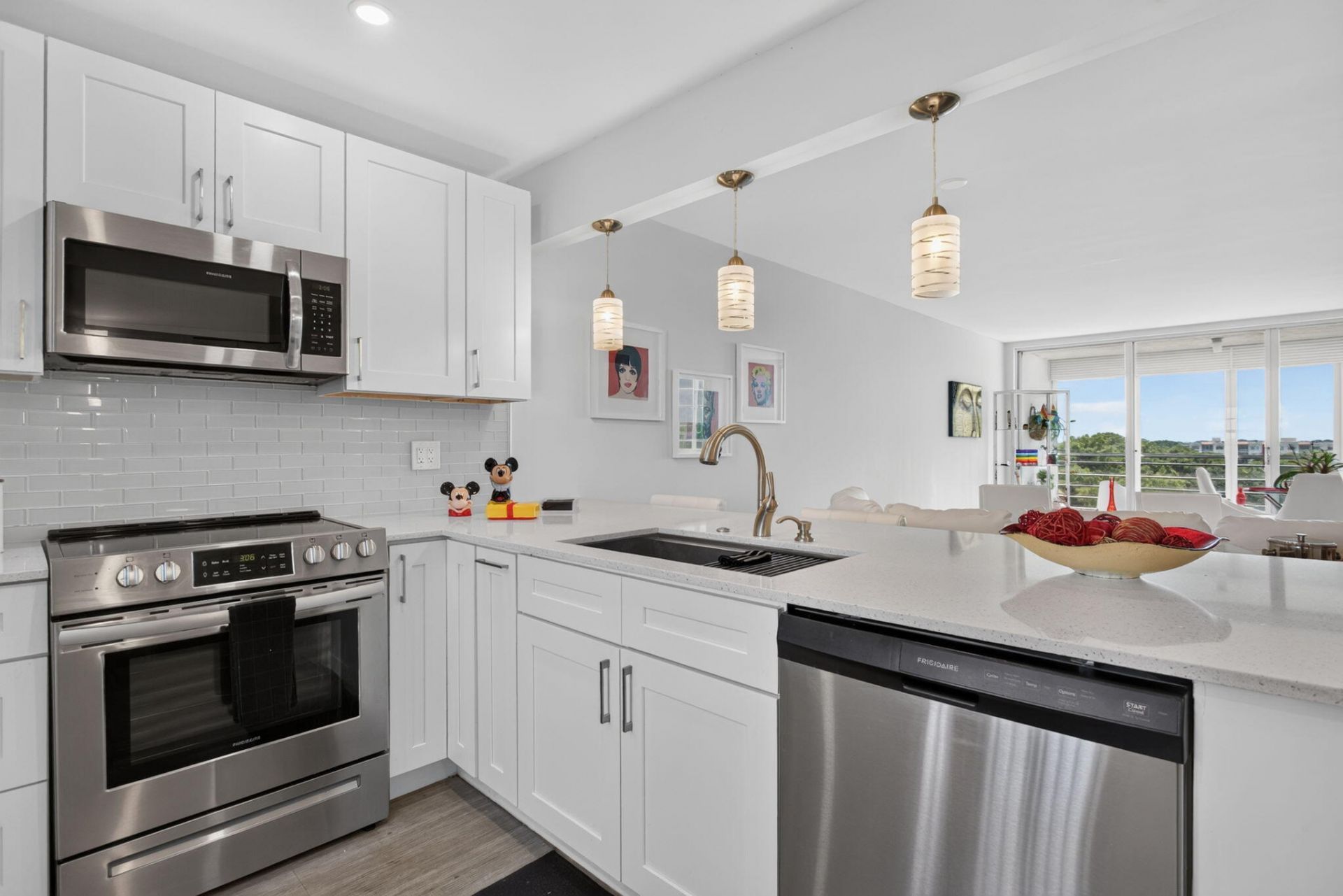 575 Oaks Lane, Unit 709, Pompano Beach, FL 33069 Photo