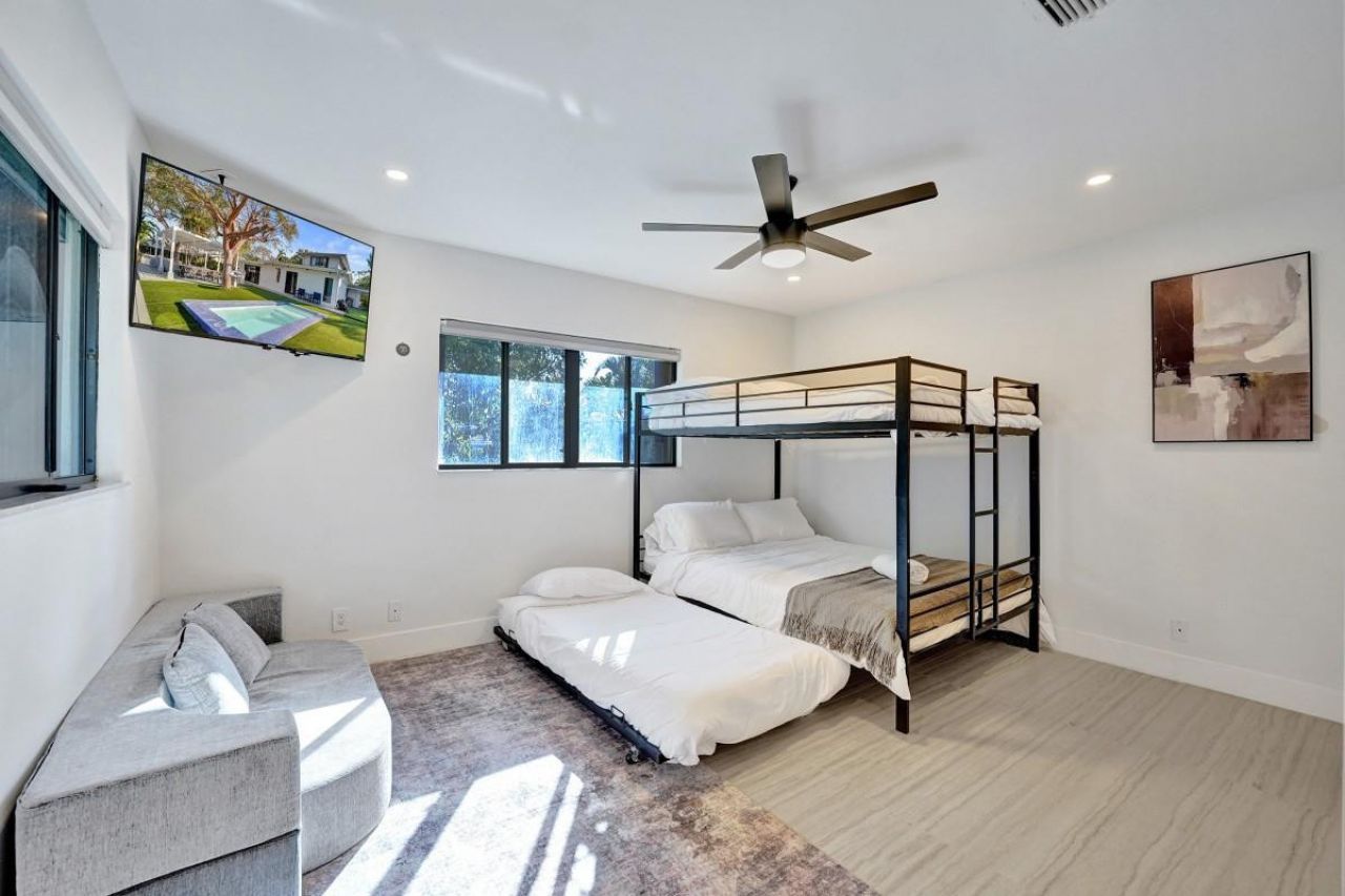4417 SW 38th Terrace, Fort Lauderdale, FL 33312 Photo