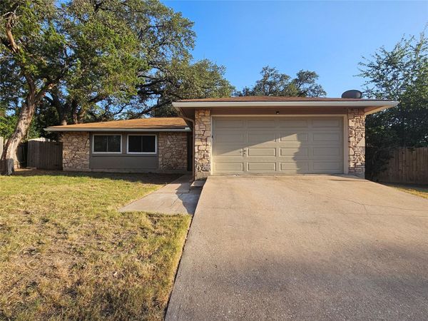 8005 Creekmere LN, Austin, TX 78748