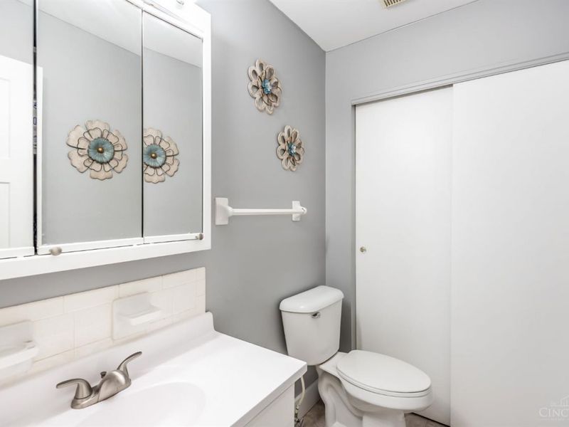 301 Marsha Jeanne Way, Centerville, OH 45458 Photo 32