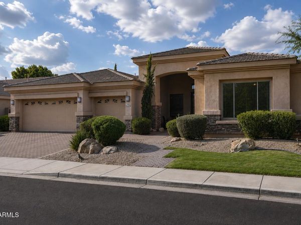 1764 W COCONINO Drive, Chandler, AZ 85248