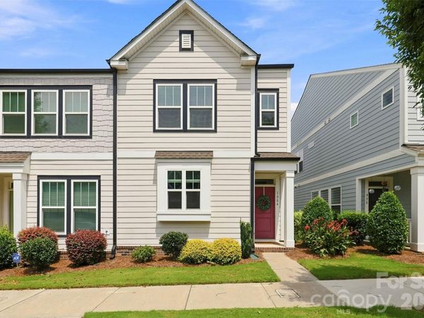 1004 Lyndon Station Drive , Pineville, NC 28134