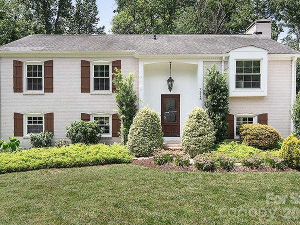 7318 Easen Court, Charlotte, NC 28211