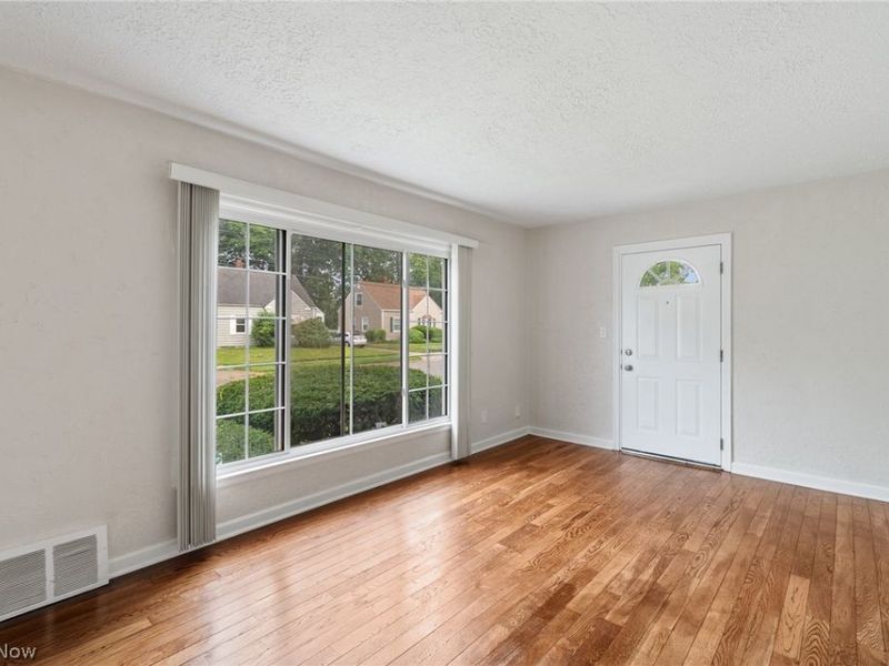 1335 Greenwood Avenue, Akron, OH 44320 Photo 6