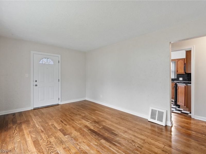 1335 Greenwood Avenue, Akron, OH 44320 Photo 7