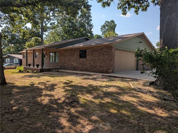 2 Halstead Lane , Bella Vista, AR 72715