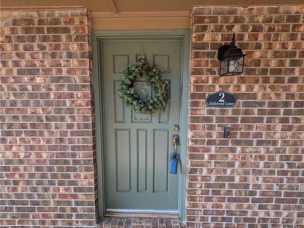 2 Halstead Lane, Bella Vista, AR 72715