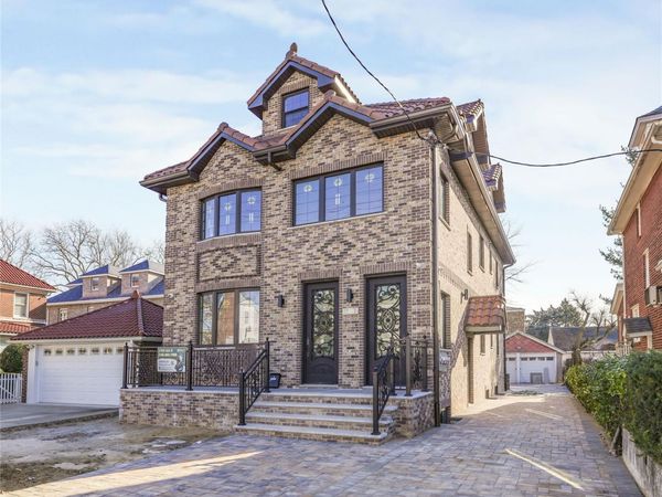 146-18 Laburnum Avenue, Flushing, NY 11355