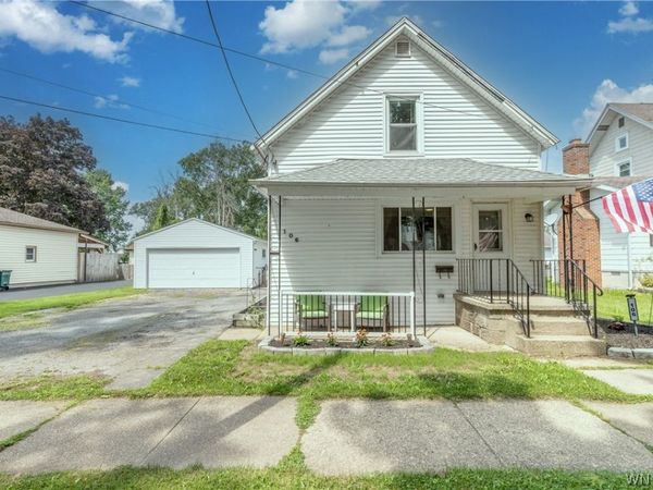 106 E Felton Street , North Tonawanda, NY 14120