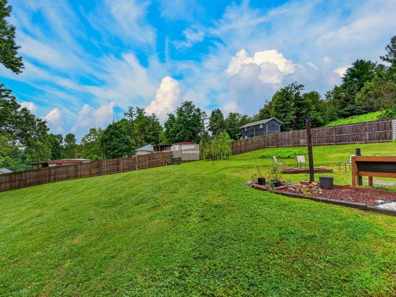 427 Davis Avenue, Oak Hill, OH 45656 Photo 48