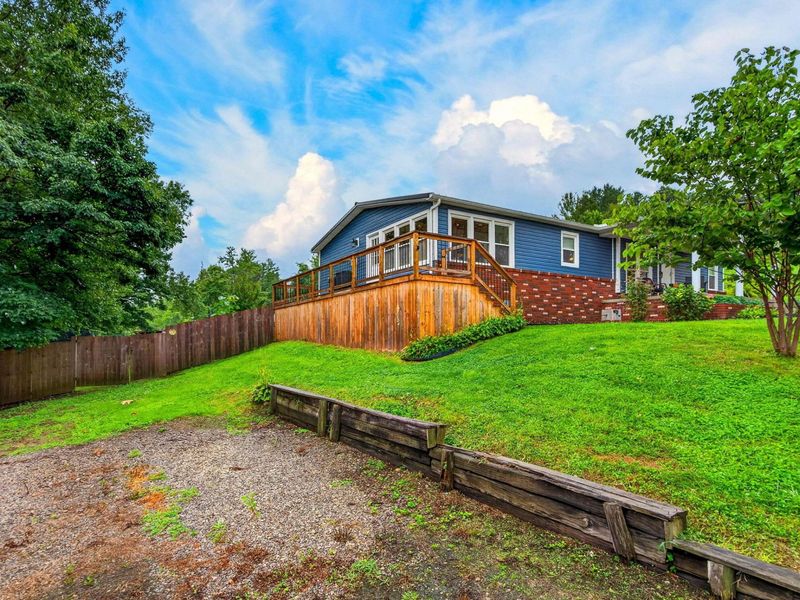 427 Davis Avenue, Oak Hill, OH 45656 Photo 9
