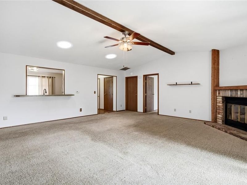 8621 Emeraldgate Drive, Huber Heights, OH 45424 Photo 12