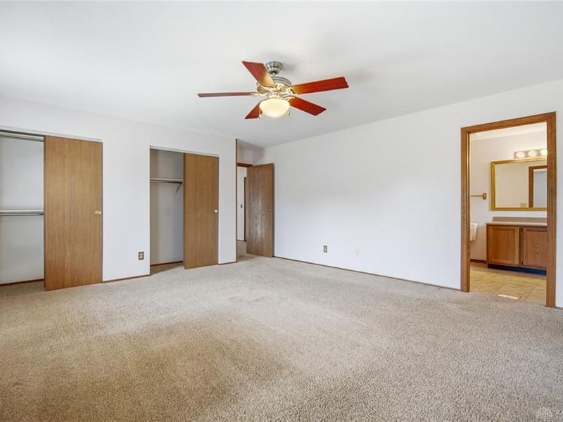 8621 Emeraldgate Drive, Huber Heights, OH 45424 Photo 23