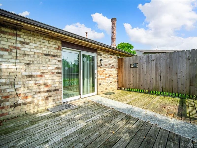 8621 Emeraldgate Drive, Huber Heights, OH 45424 Photo 8