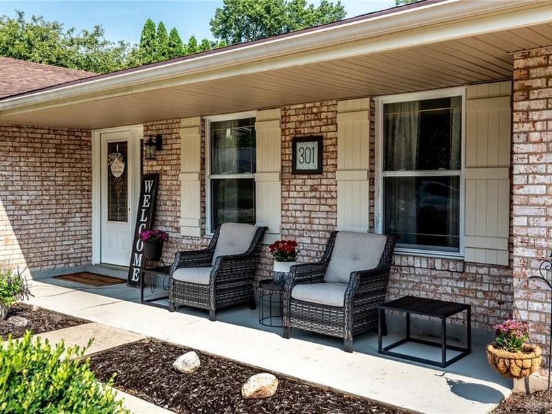 301 Marsha Jeanne Way, Centerville, OH 45458 Photo 2