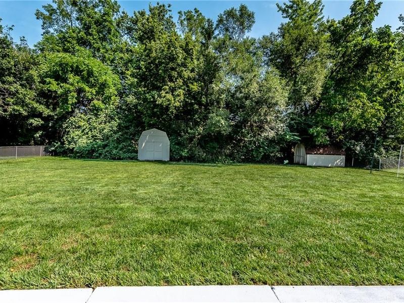 301 Marsha Jeanne Way, Centerville, OH 45458 Photo 35