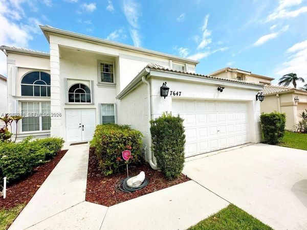 7647 Rockport Cir, Lake Worth, FL 33467