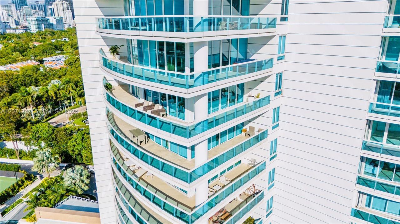 2127 Brickell Ave , Unit 1505, Miami, FL 33129 Photo