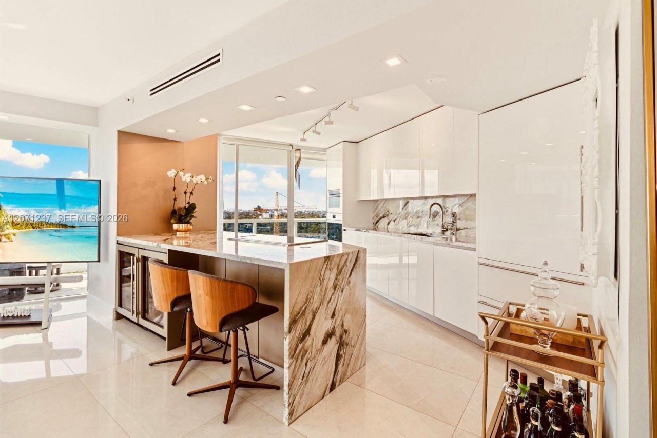 2127 Brickell Ave , Unit 1505, Miami, FL 33129 Photo