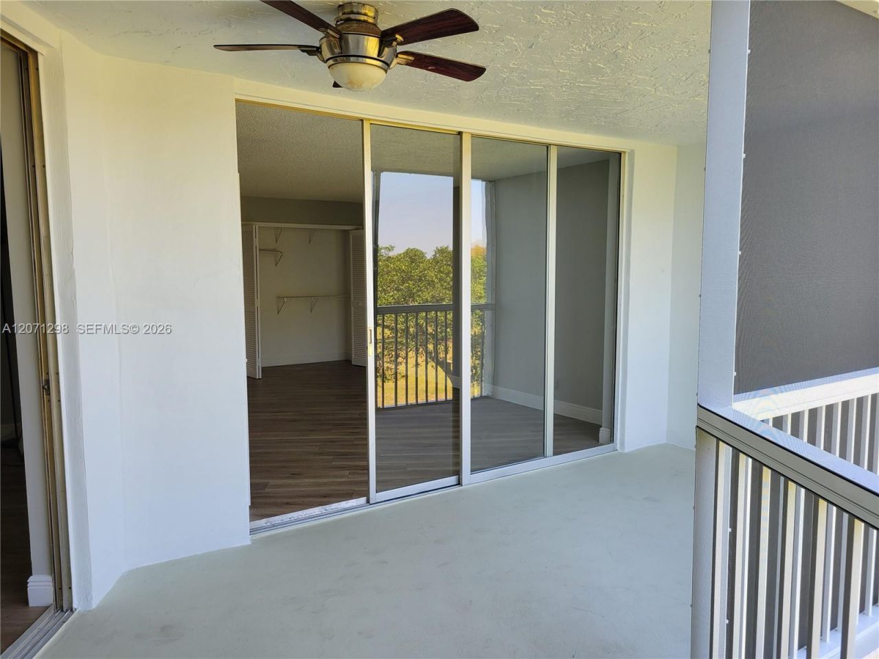3090 N Course Dr, Unit 405, Pompano Beach, FL 33069 Photo