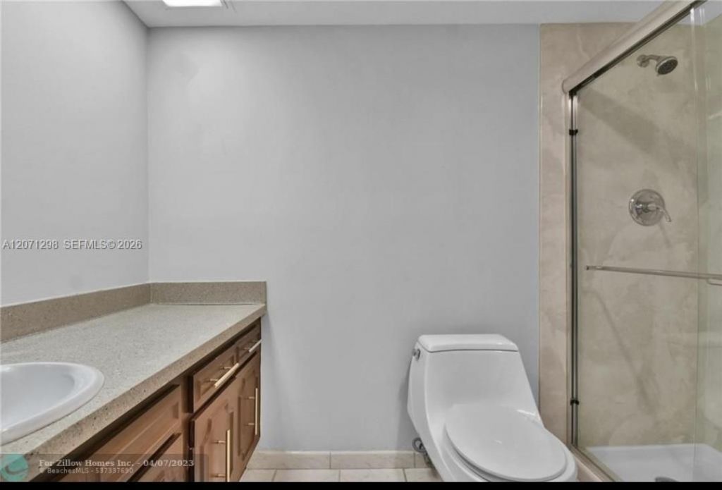 3090 N Course Dr, Unit 405, Pompano Beach, FL 33069 Photo
