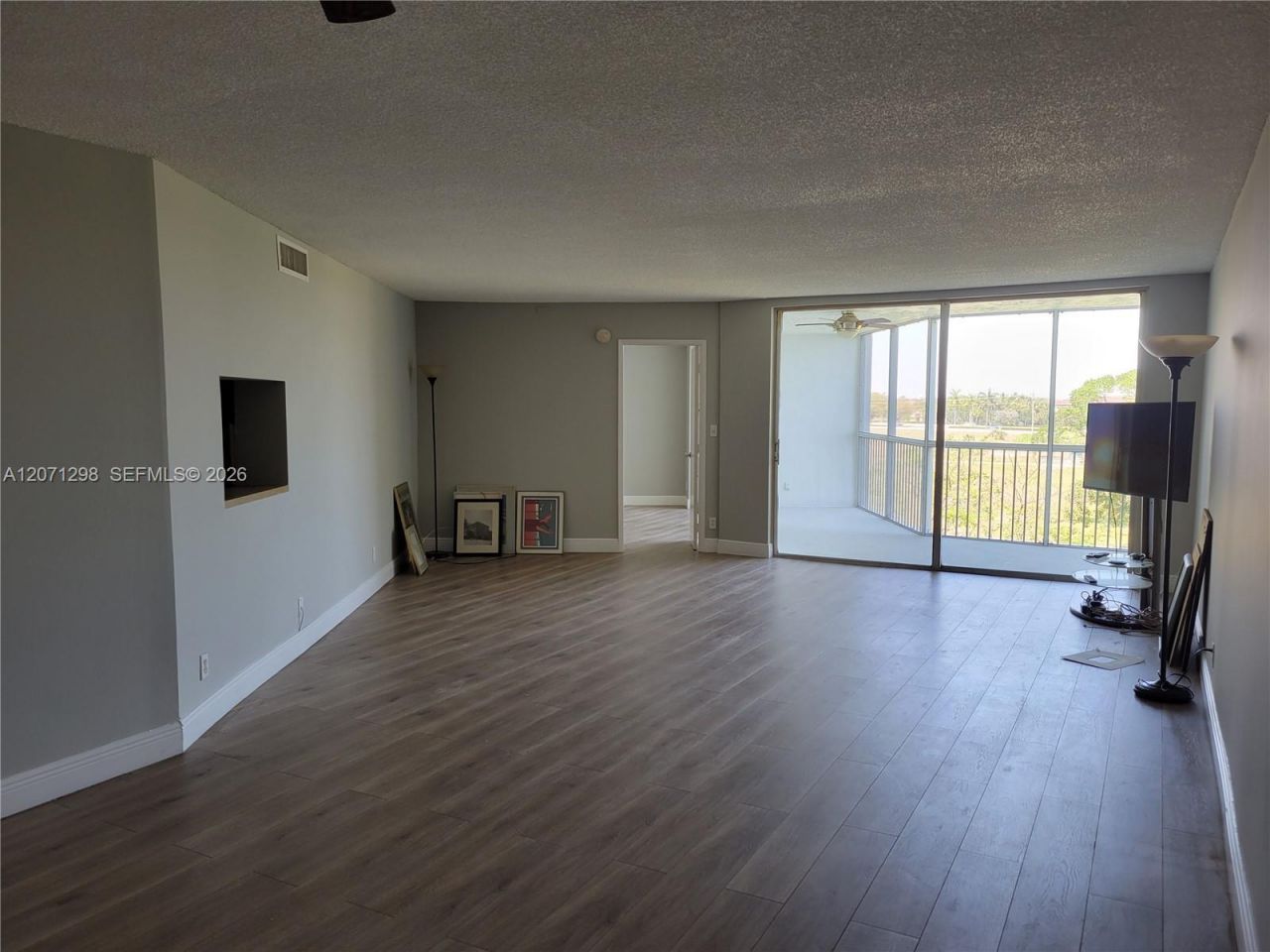3090 N Course Dr, Unit 405, Pompano Beach, FL 33069 Photo