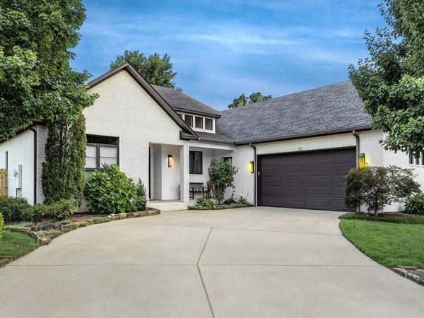 22 Stonecreek Court, Little Rock, AR 72223