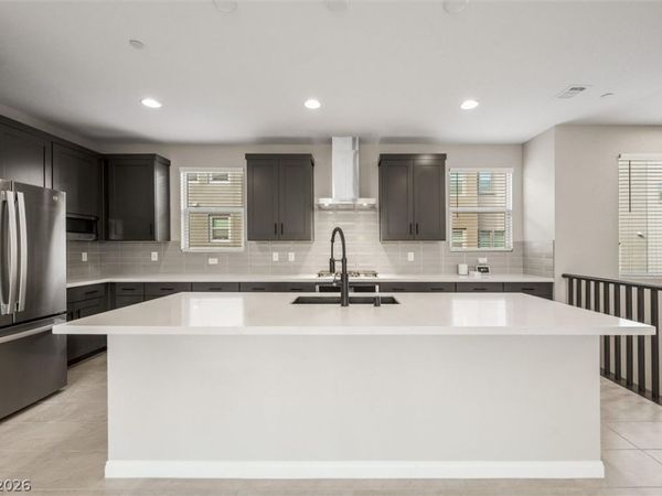 11536 Fleet Wing Avenue, Las Vegas, NV 89138