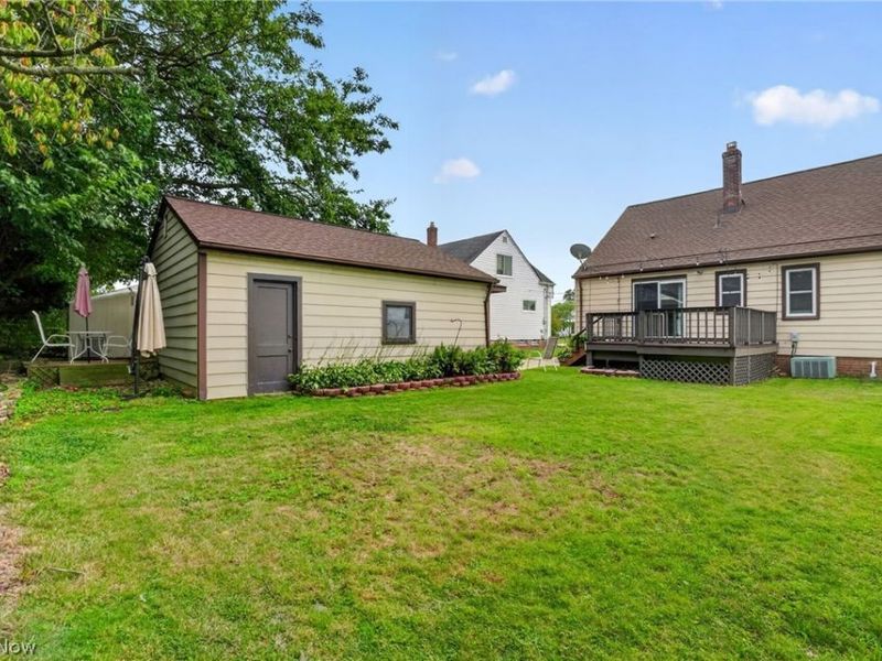 2239 Larchmont Drive, Wickliffe, OH 44092 Photo 35