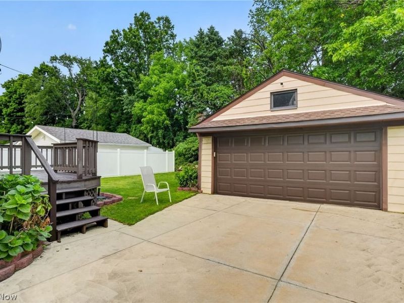 2239 Larchmont Drive, Wickliffe, OH 44092 Photo 40