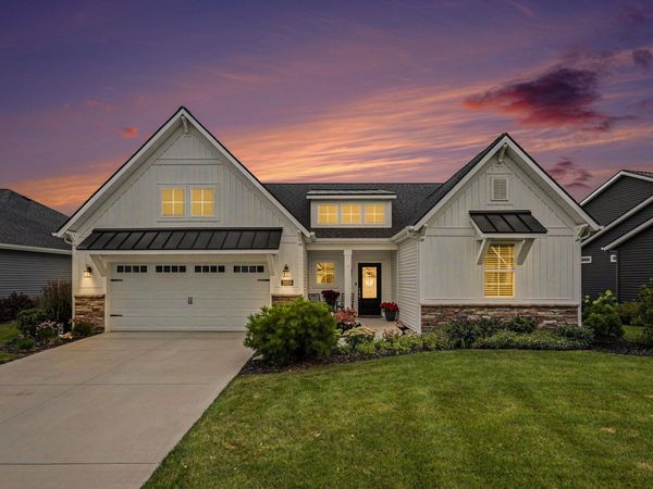 2939 Isle Water Drive, Belmont, MI 49306