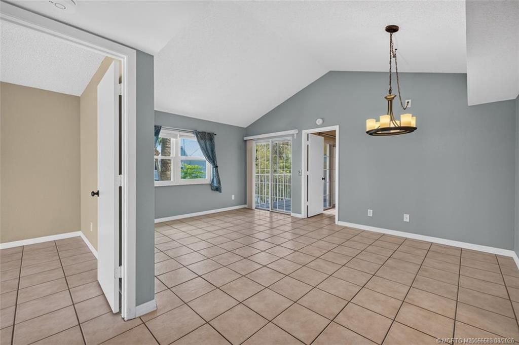1627 SE Green Acres Circle, Unit Z203, Port Saint Lucie, FL 34952 Photo