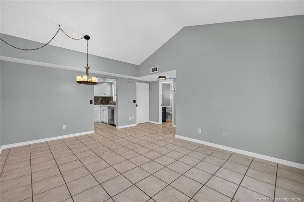 1627 SE Green Acres Circle, Unit Z203, Port Saint Lucie, FL 34952 Photo