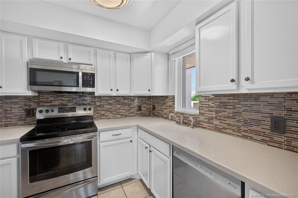 1627 SE Green Acres Circle, Unit Z203, Port Saint Lucie, FL 34952 Photo