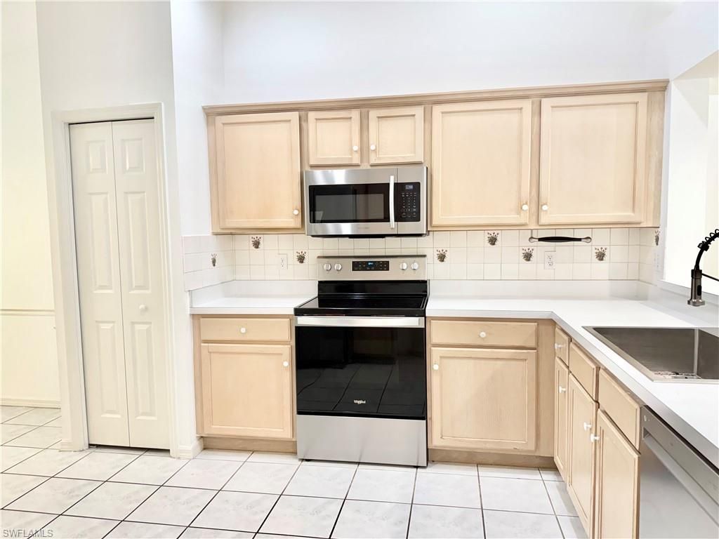 7001 Lone Oak Blvd , Naples, FL 34109 Photo