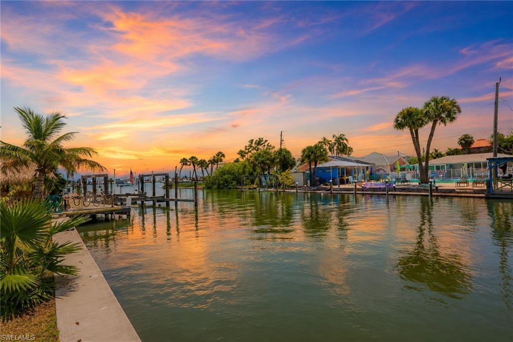 290 Ohio Ave, Fort Myers Beach, FL 33931 Photo