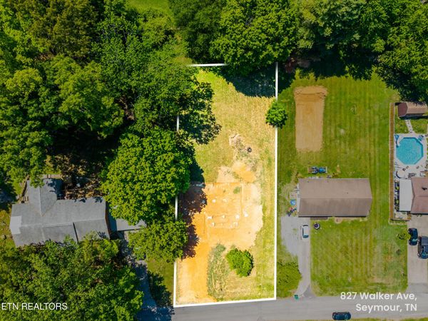 827 Walker Ave, Seymour, TN 37865